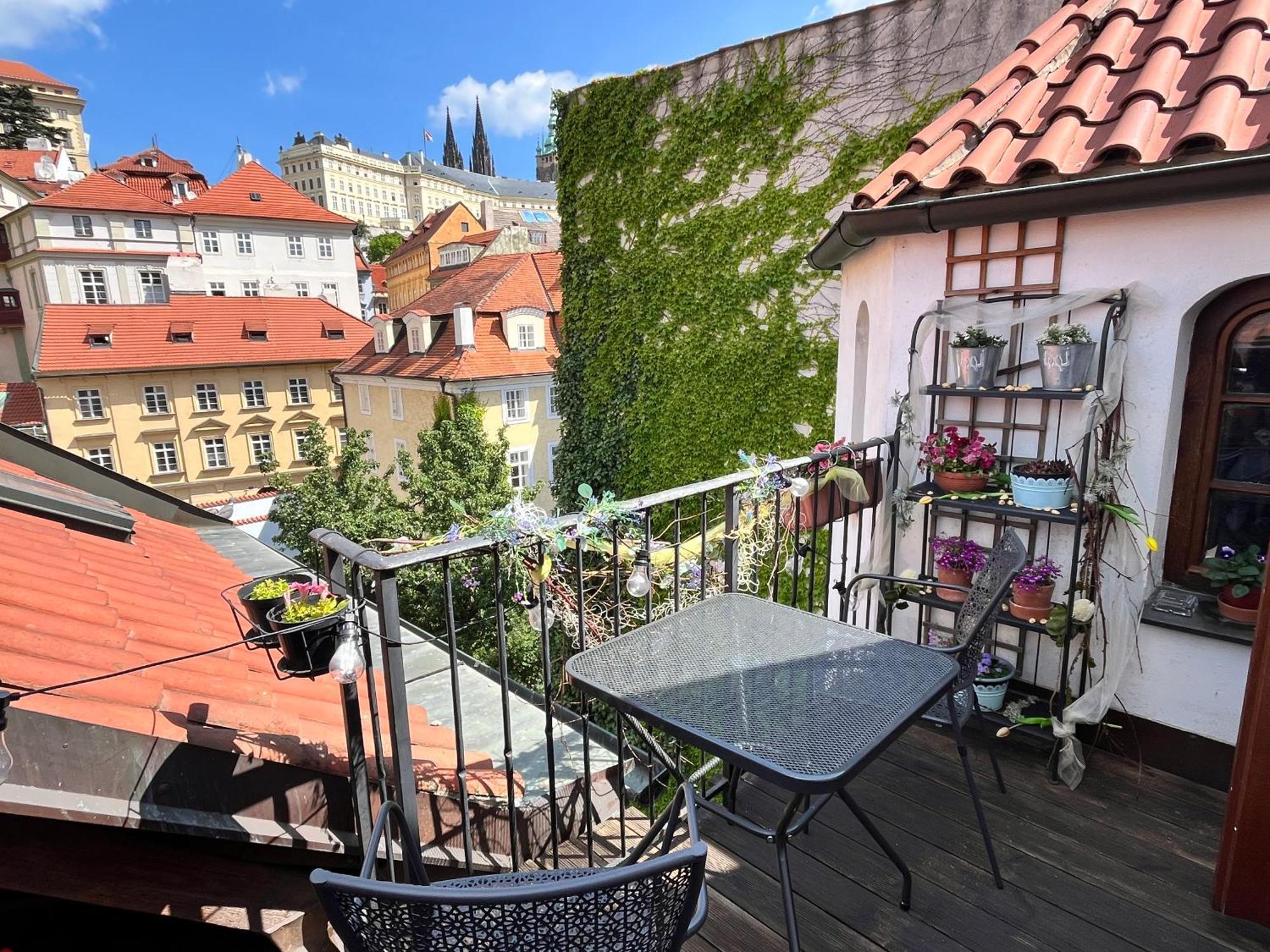 Apartman Mala Strana Prague Ngoại thất bức ảnh