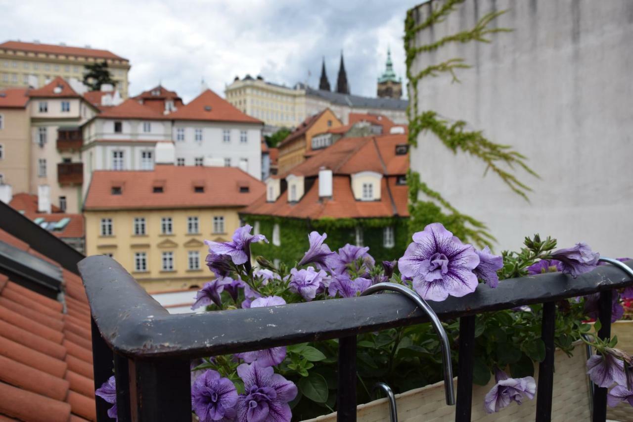 Apartman Mala Strana Prague Ngoại thất bức ảnh