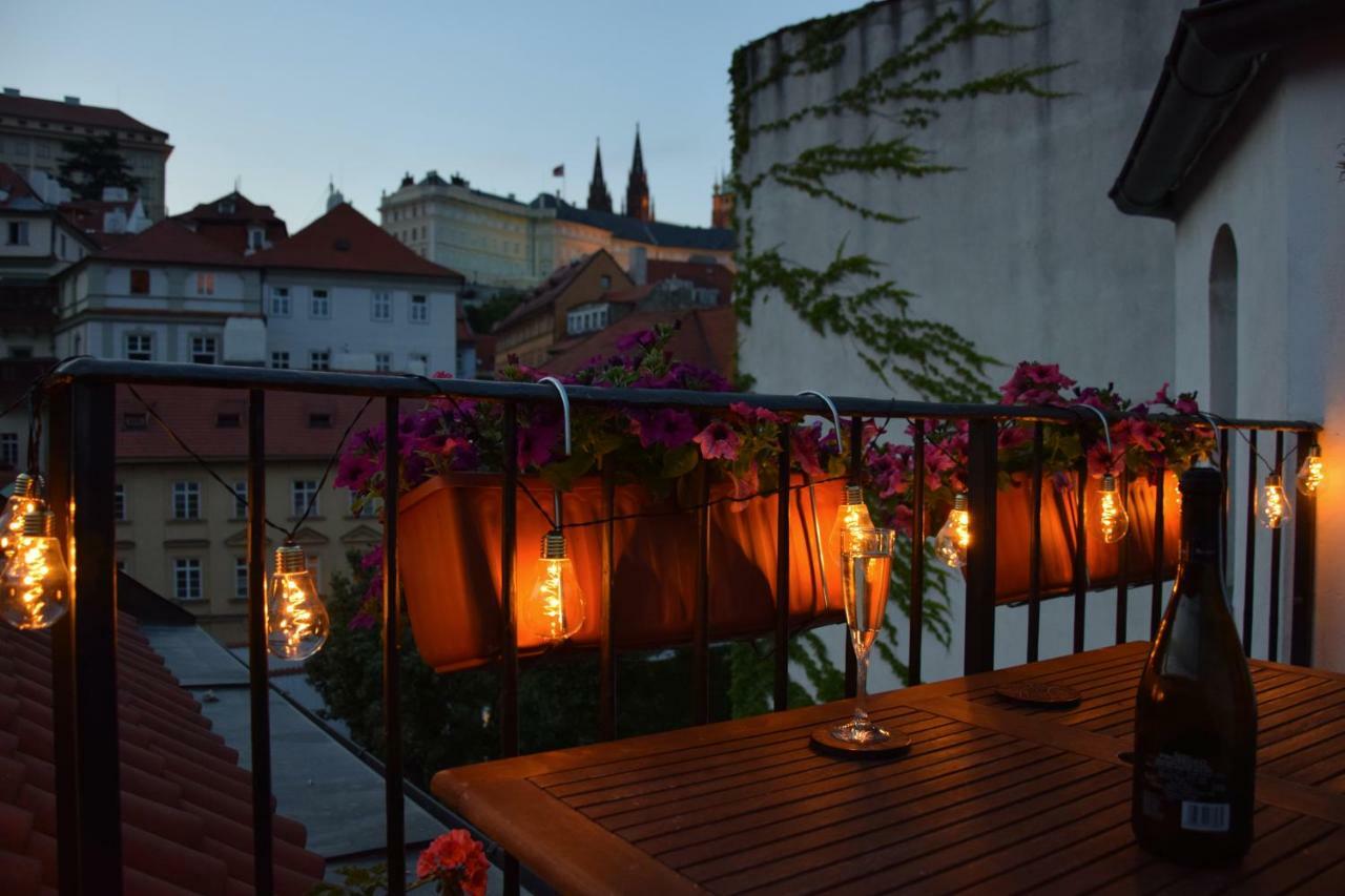 Apartman Mala Strana Prague Ngoại thất bức ảnh